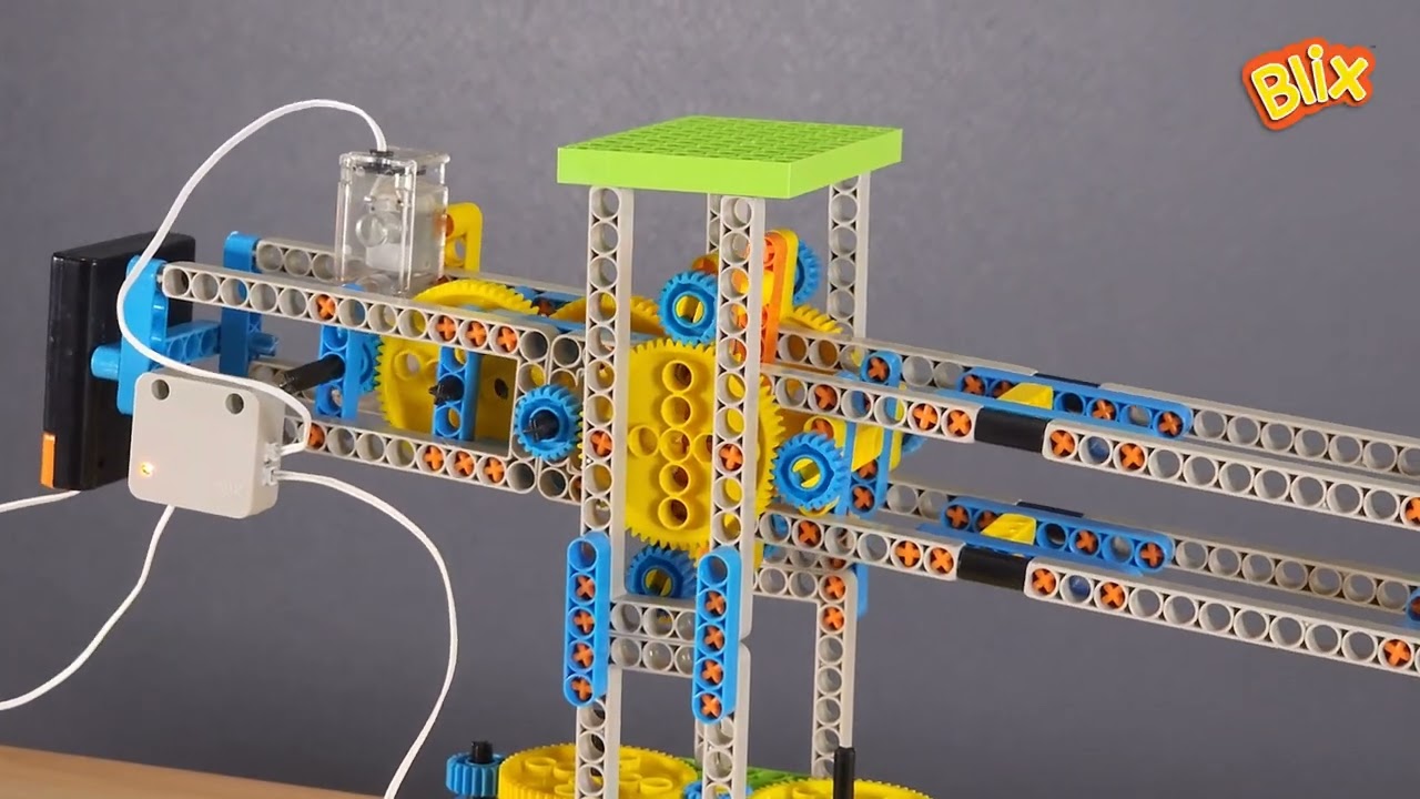 RC Megastructures heavy machinery models in action